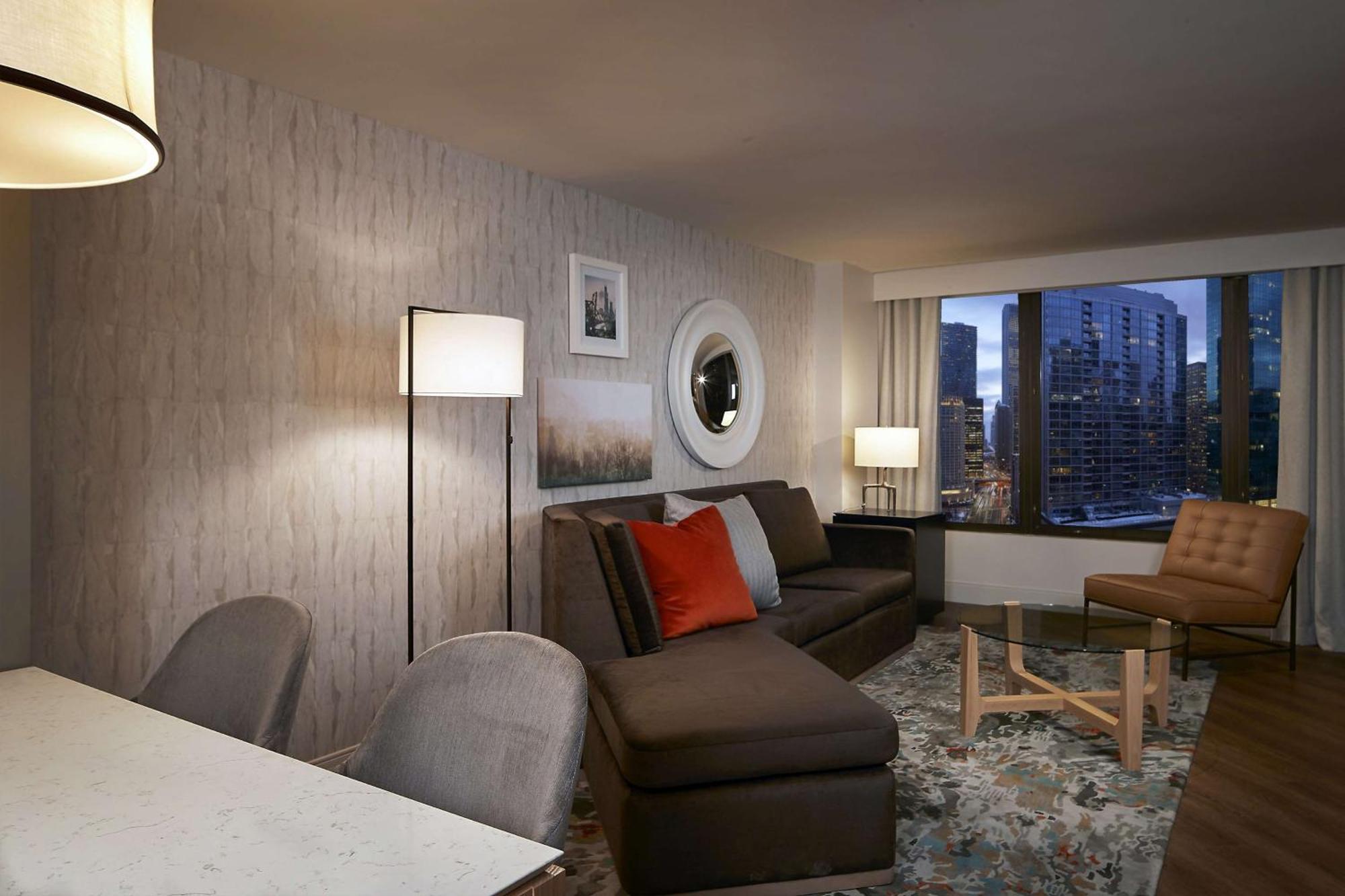 מלון Hilton Grand Vacations Club Chicago Magnificent Mile מראה חיצוני תמונה