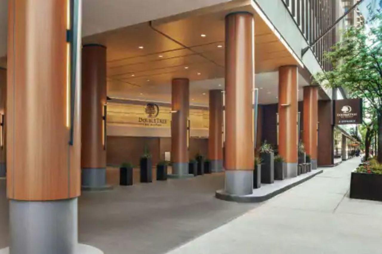 מלון Hilton Grand Vacations Club Chicago Magnificent Mile מראה חיצוני תמונה