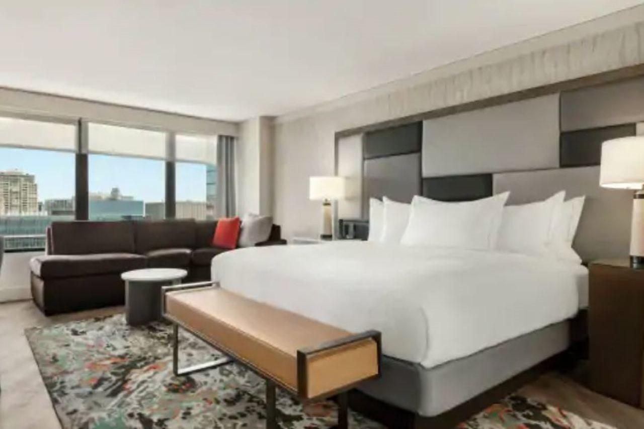 מלון Hilton Grand Vacations Club Chicago Magnificent Mile מראה חיצוני תמונה